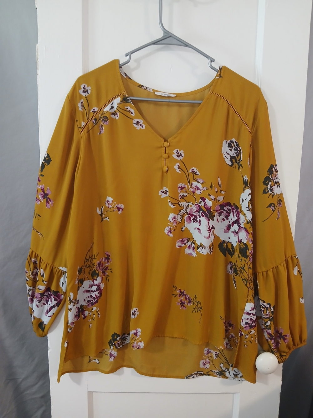 Maurices Mustard Floral V-Neck Tunic [173]